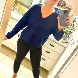 Club Monaco navy blue pullover cropped sweatshirt